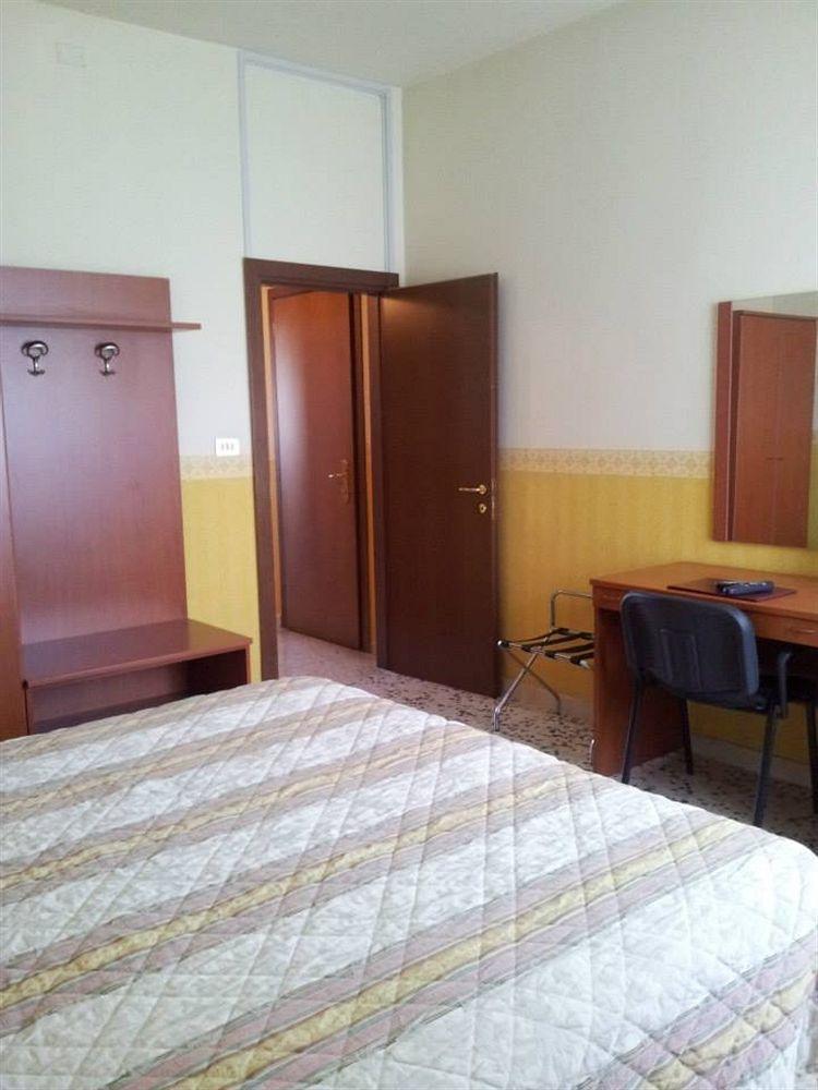 Hotel Frejus Collegno Εξωτερικό φωτογραφία