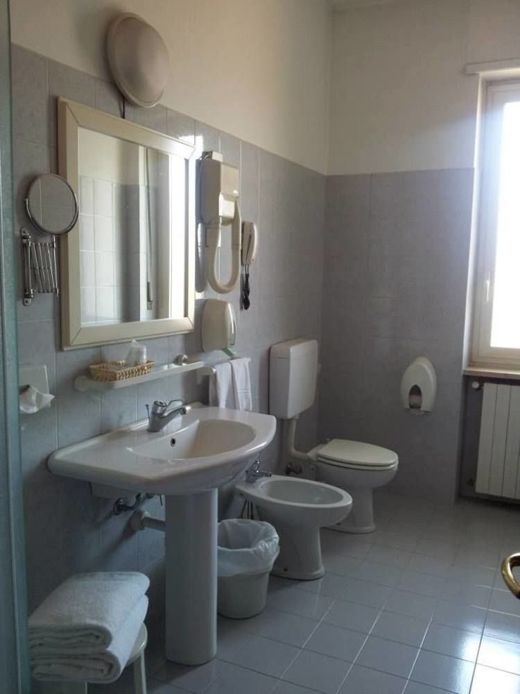 Hotel Frejus Collegno Εξωτερικό φωτογραφία