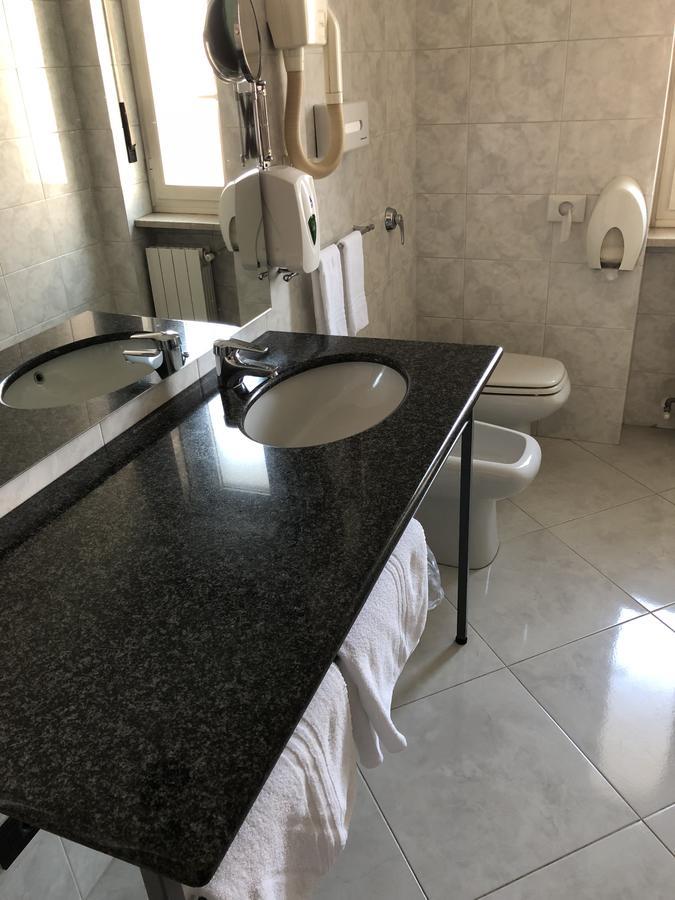 Hotel Frejus Collegno Εξωτερικό φωτογραφία