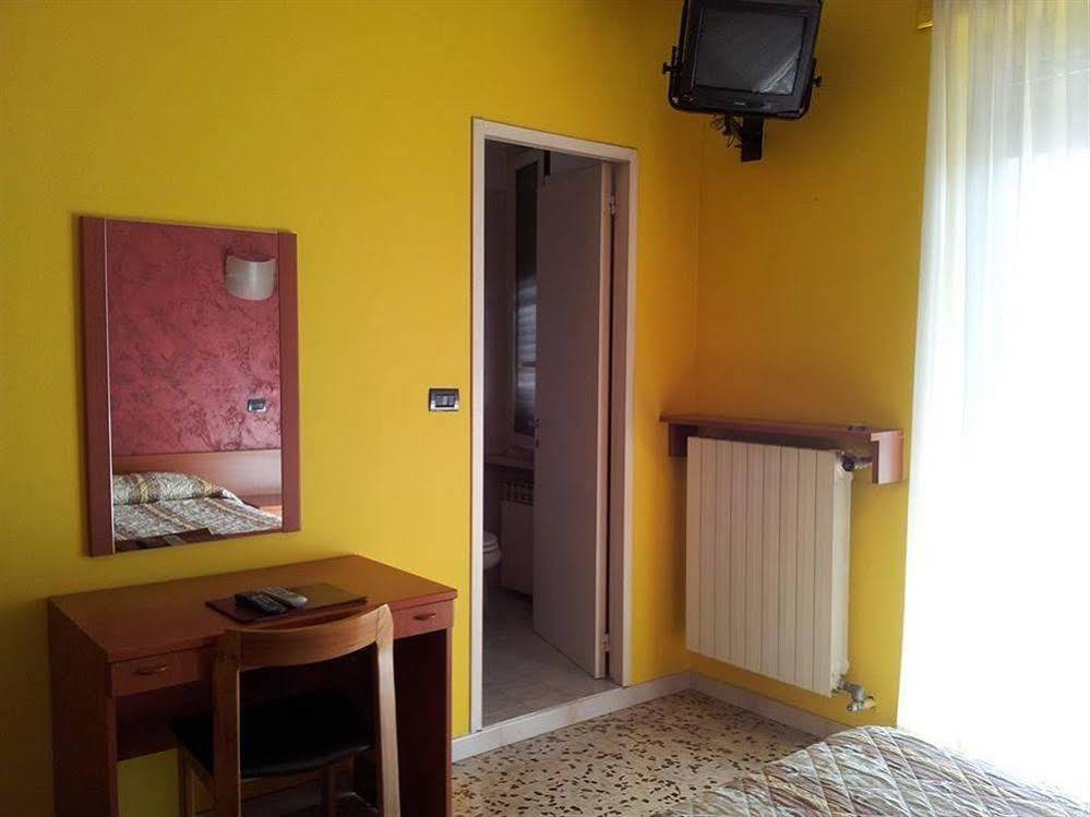 Hotel Frejus Collegno Εξωτερικό φωτογραφία